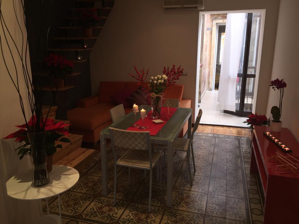 Al Castello Apartment Catania Room photo